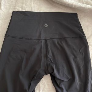 Lululemon wunder under size 6